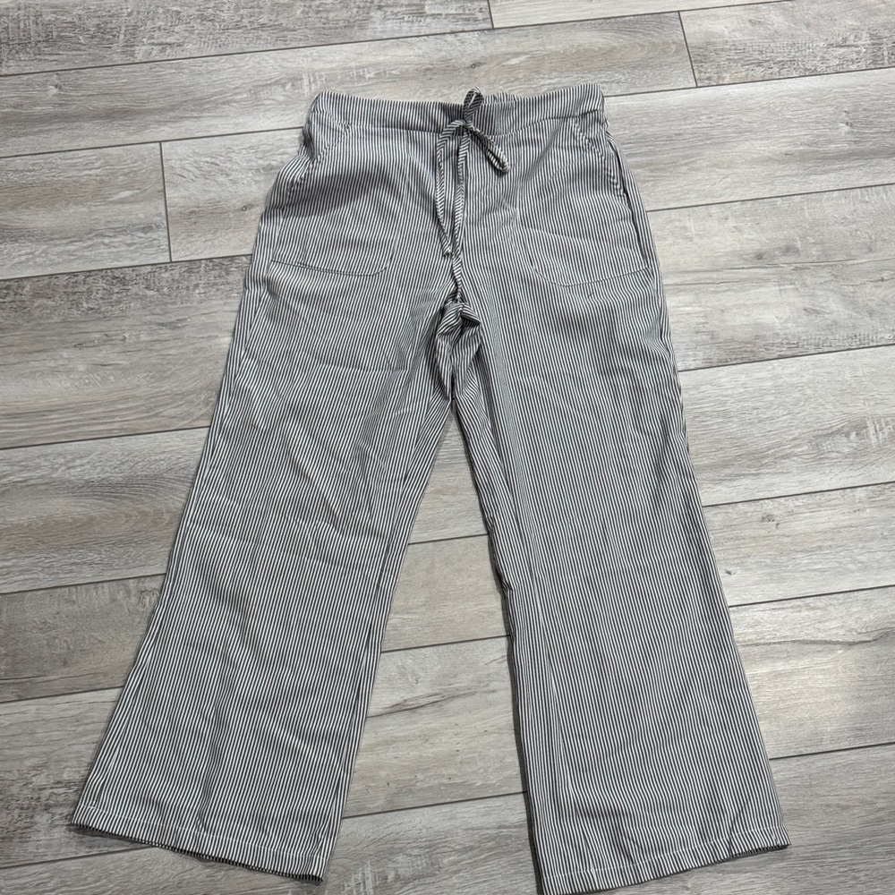 SHEIN gray  and White Striped Wide Leg Pants